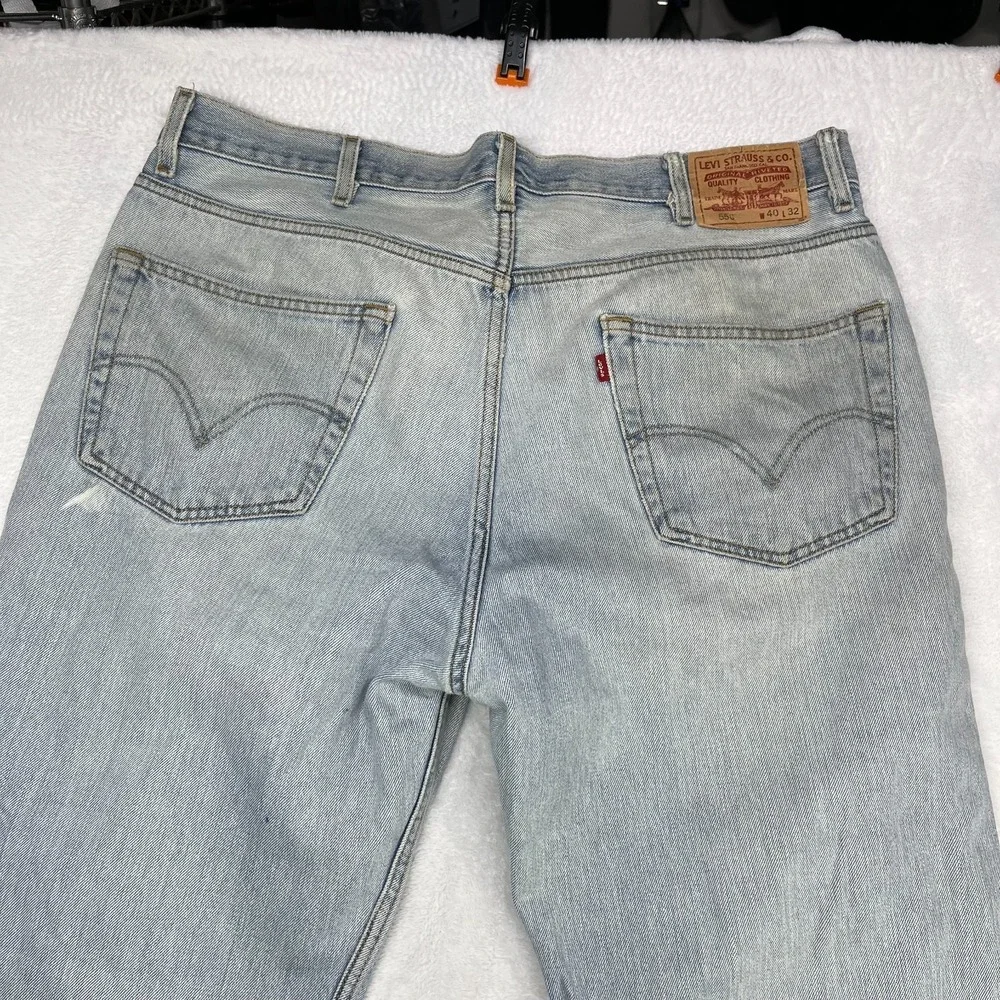 Levi's 550‎ Relaxed Fit Jeans Men's 39X30 Blue Denim Pockets Zip Fly - Flaws